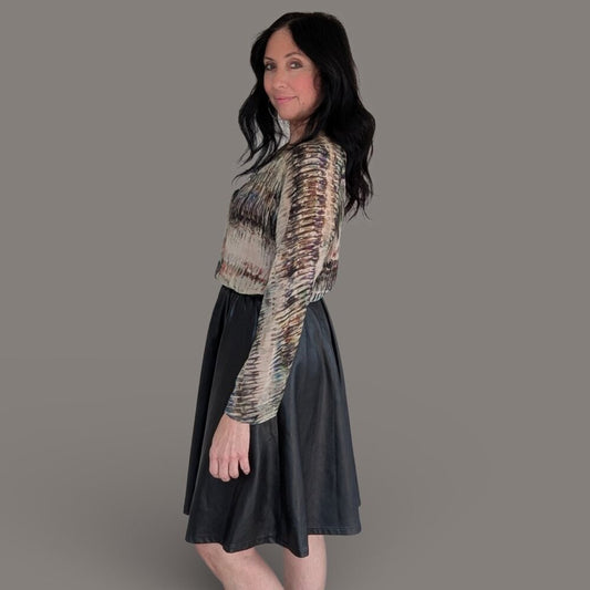 Ava & Lu Black Faux Leather Flair Skirt - Medium