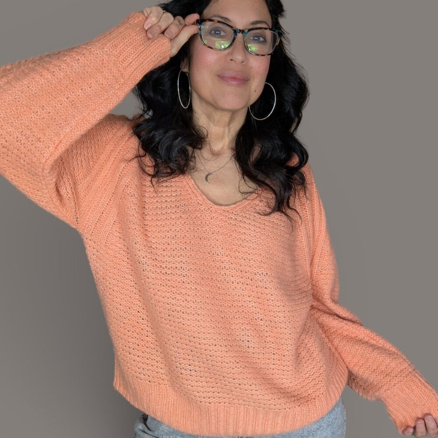 Universal Thread V-neck Coral Sweater - Medium