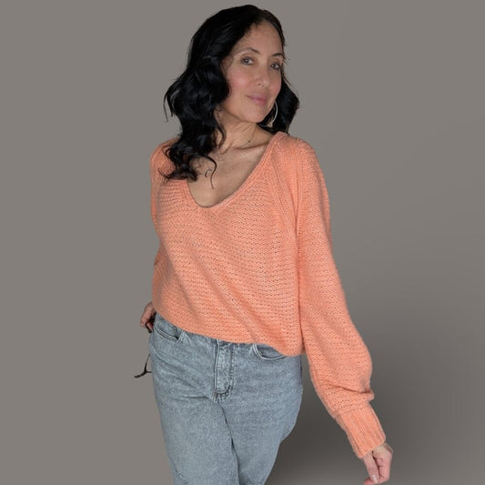 Universal Thread V-neck Coral Sweater - Medium