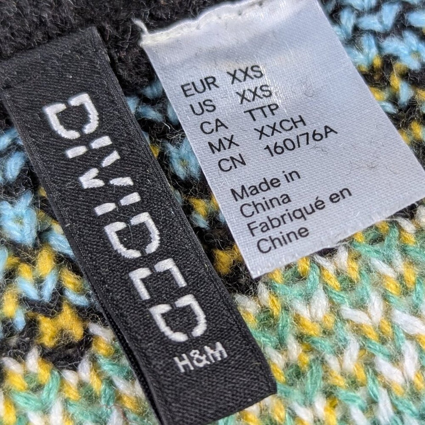 H&M Divided Jacquard Knit Aztec Cropped Cardigan Sweater - XXS
