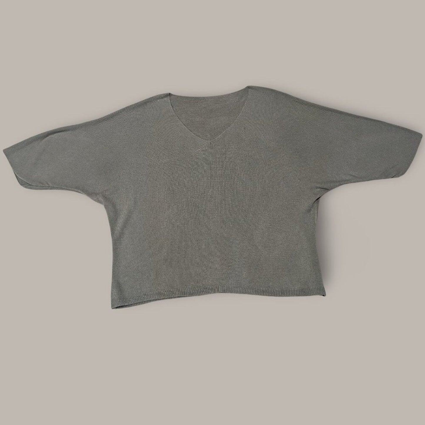 Olive Green V-Neck 3/4 Sleeve Sweater - Medium - Bought in Rome, Italy