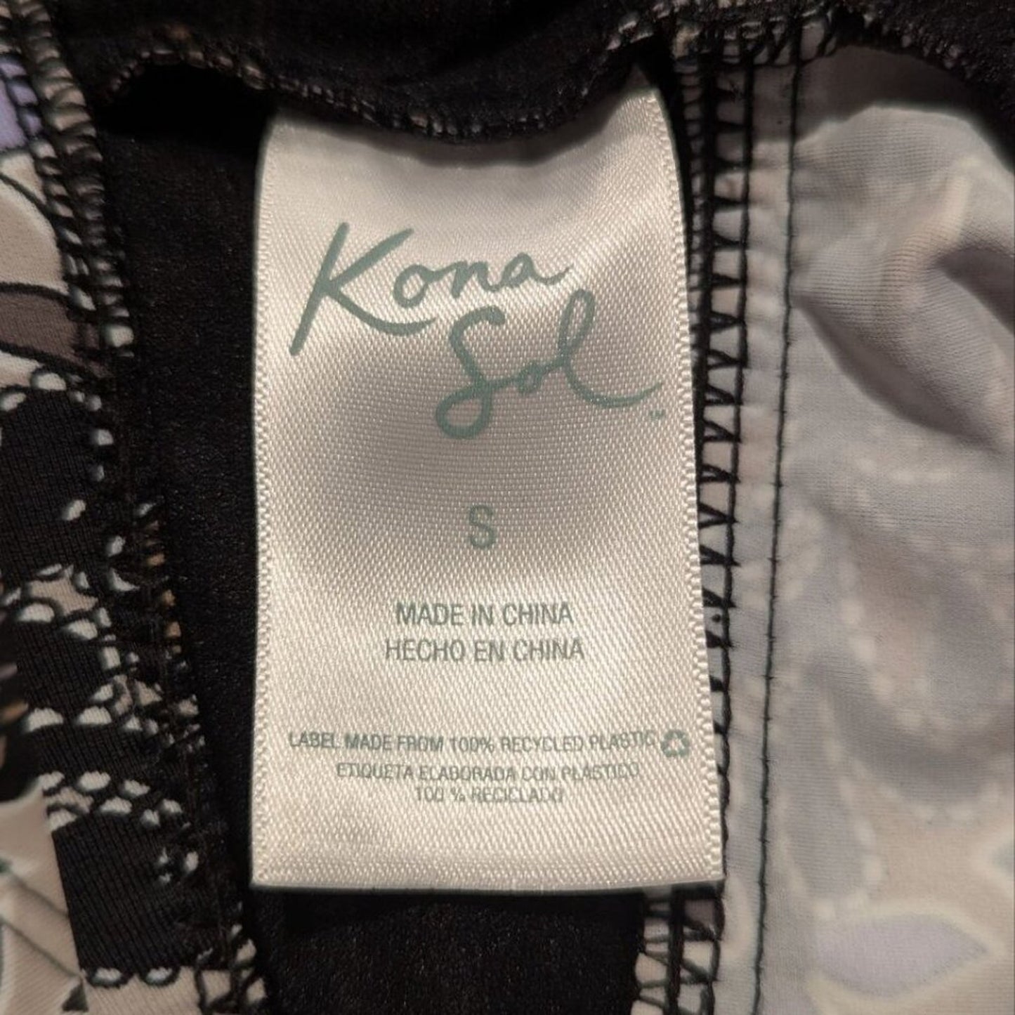 Kona Sol Handkerchief Halter Backless top - Small
