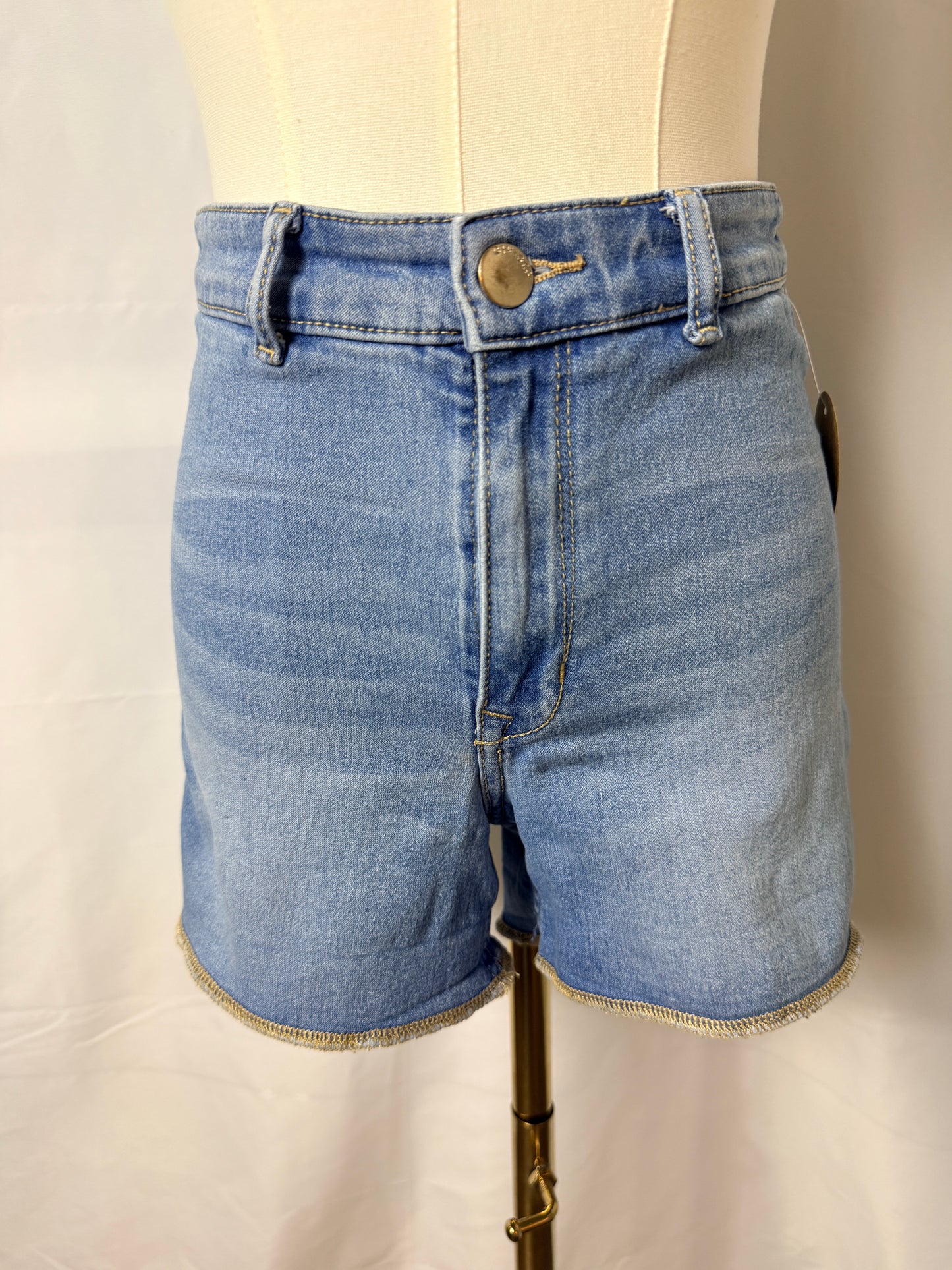 H&M Divided Light Wash Denim Shorts with Raw-Style Hem - Size 6