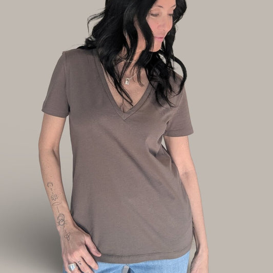 Zara Short Sleeve Vneck Olive Green Tee - Small