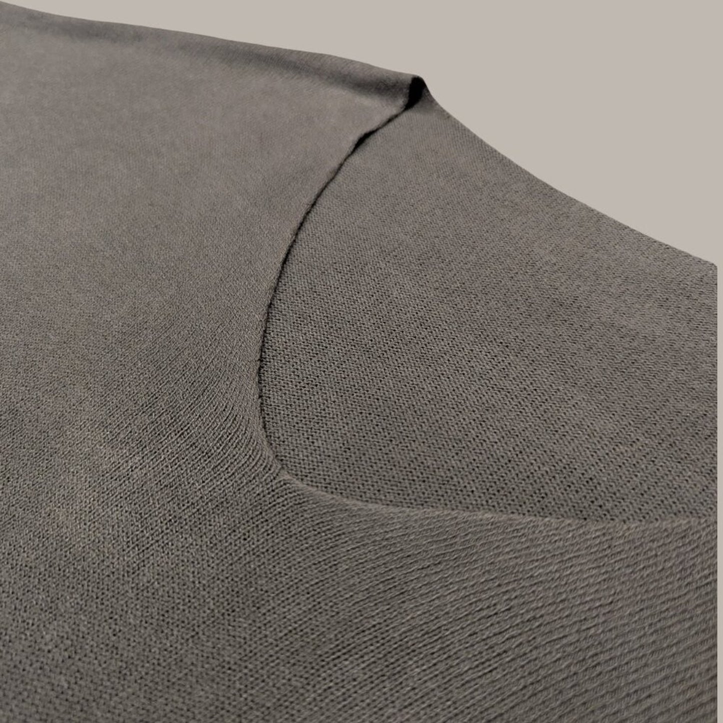 Olive Green V-Neck 3/4 Sleeve Sweater - Medium - Bought in Rome, Italy