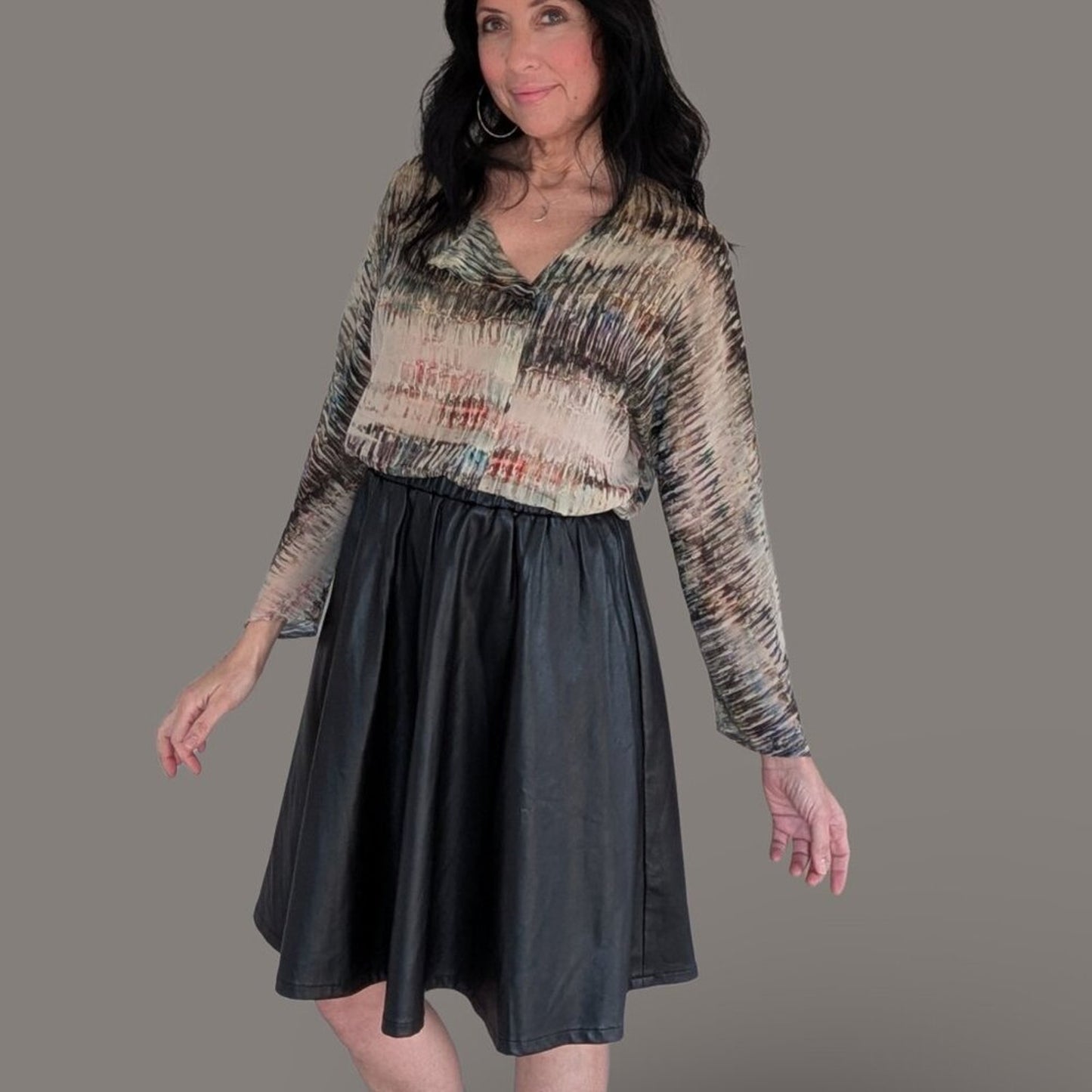 Ava & Lu Black Faux Leather Flair Skirt - Medium