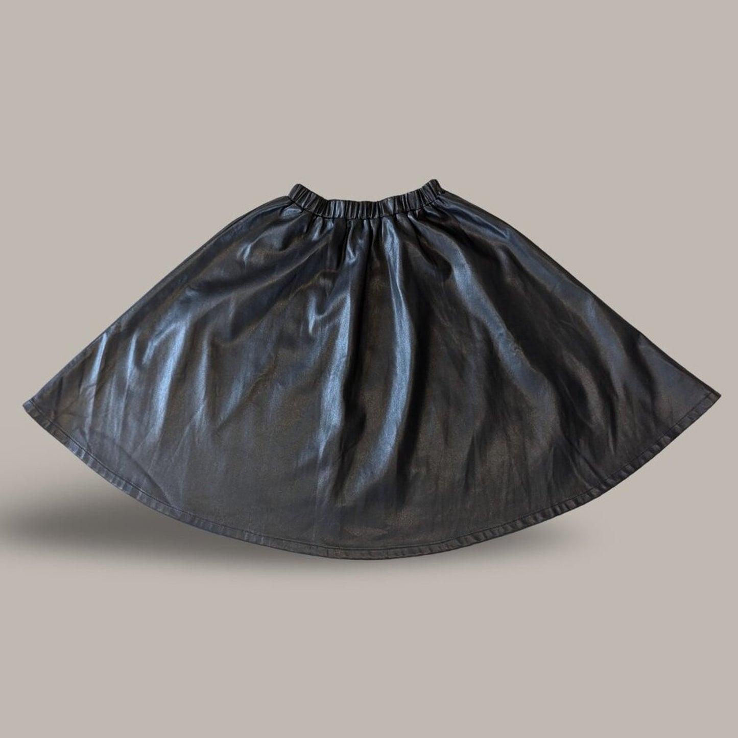 Ava & Lu Black Faux Leather Flair Skirt - Medium
